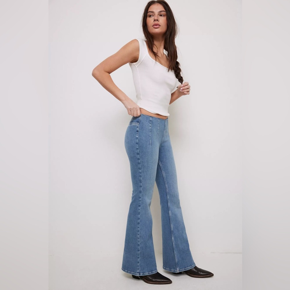 Free People Classic Blue Women's Jeans